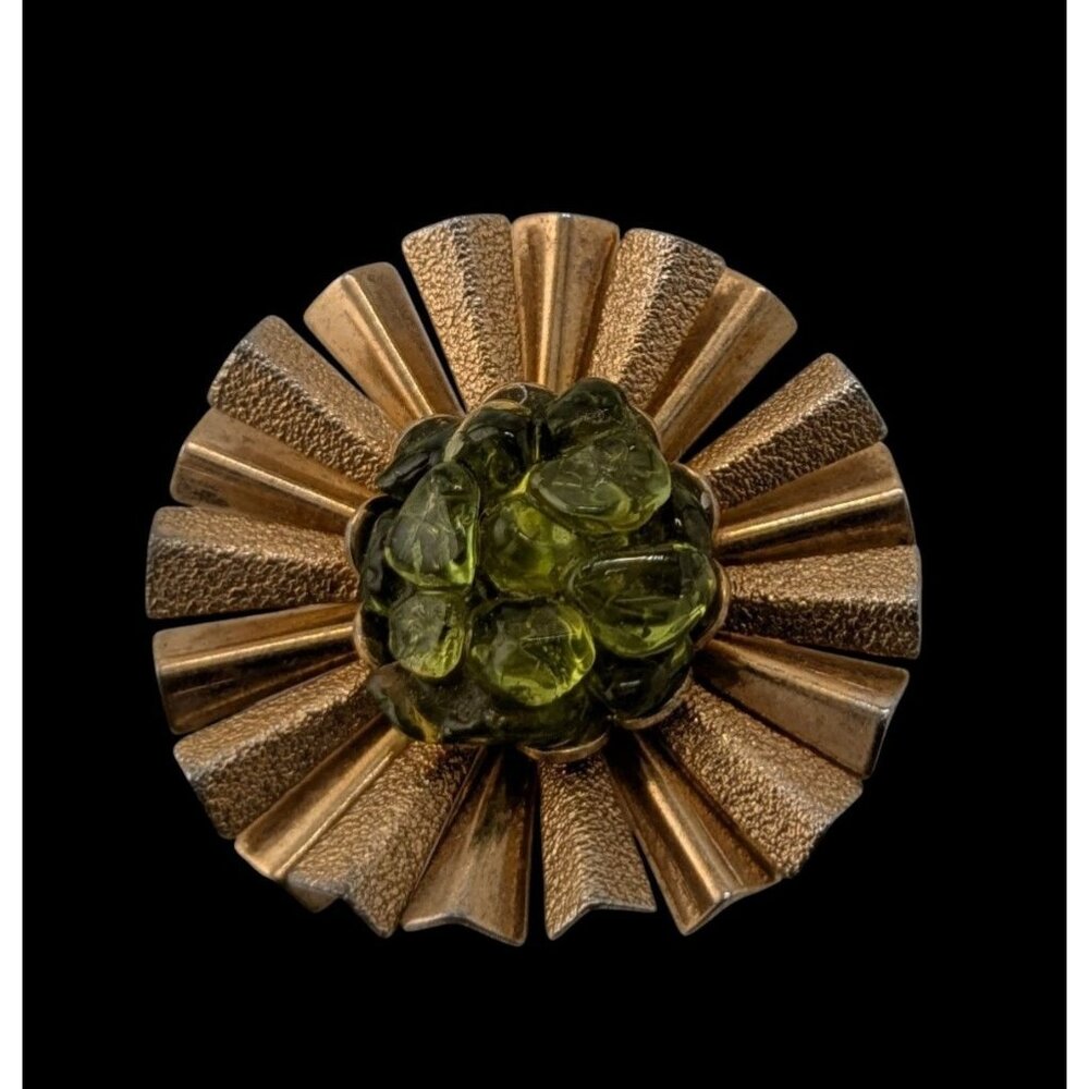 Vintage Retro Sunburst Gold-Tone Brooch With Green Glass Center